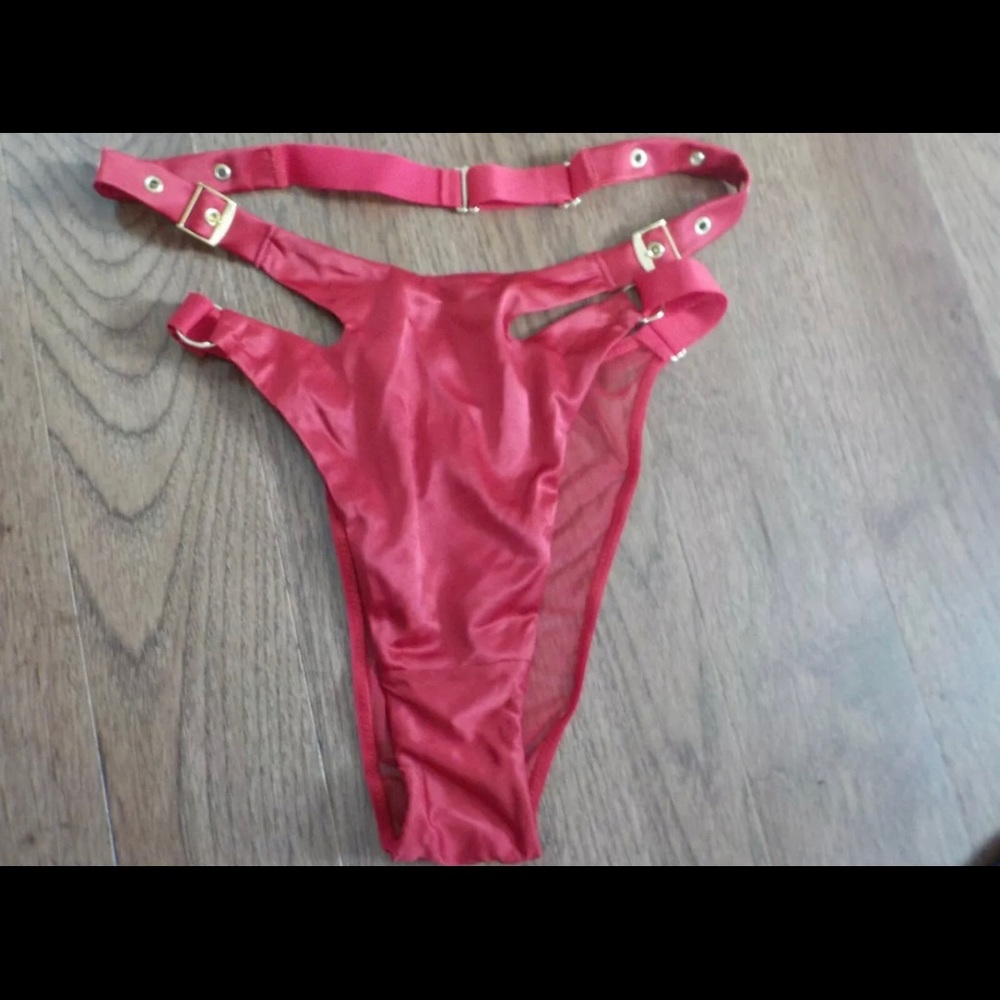 NWT VICTORIA'S SECRET VERY SEXY SZ SMALL RED SATIN BUCKLE STRAP BRAZILIAN PANTY